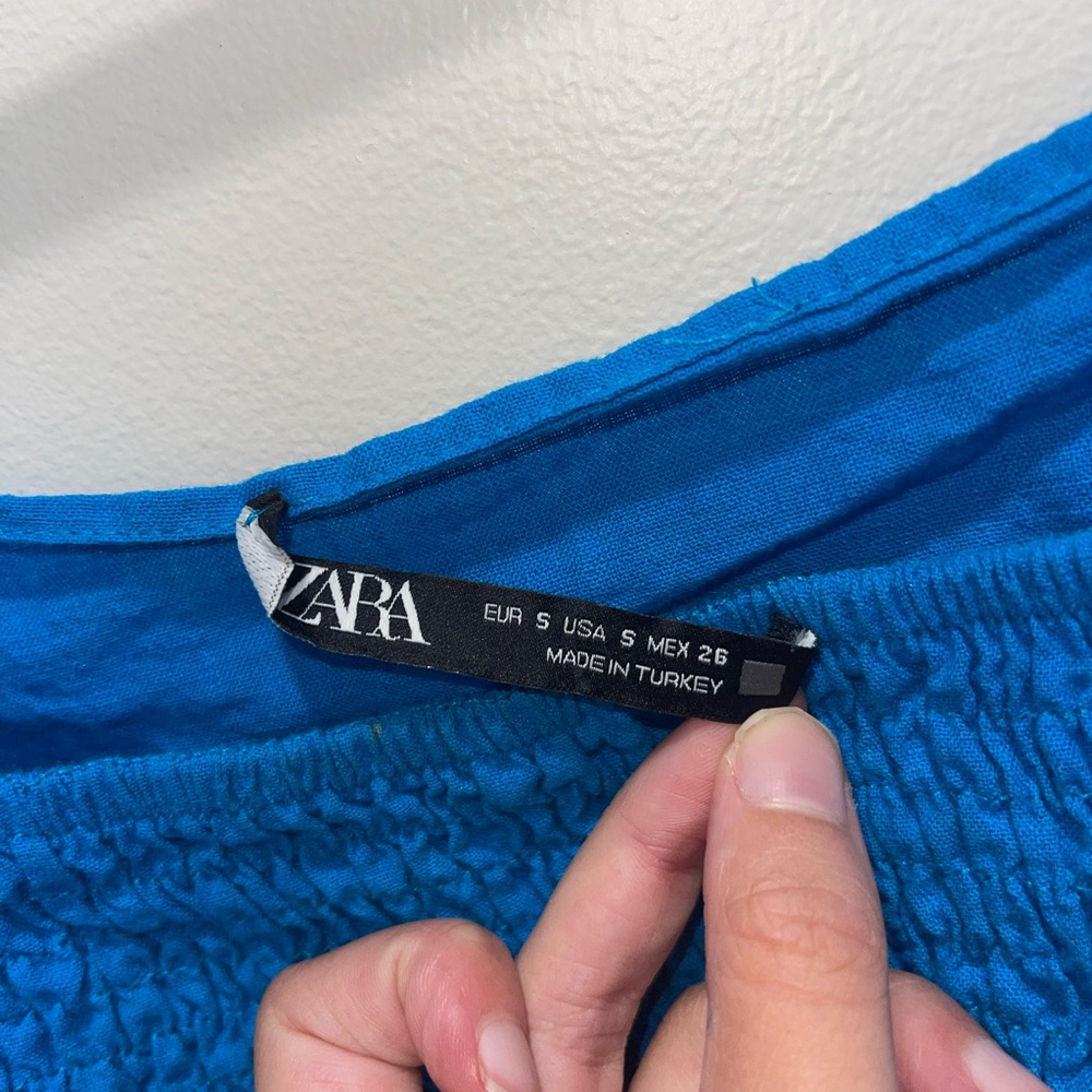 Zara blue puff sleeve top - Picture 3 of 3